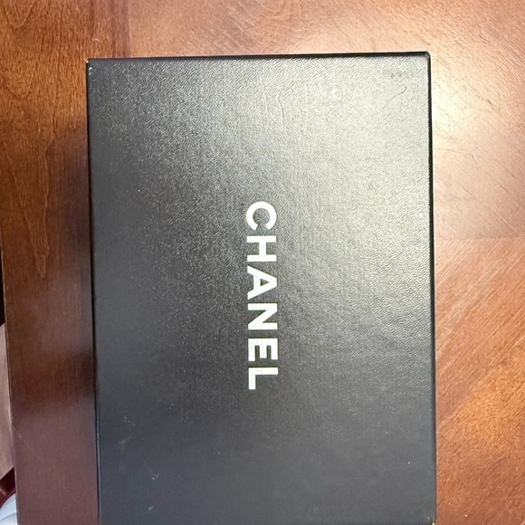 CHANEL Black Leather Belt main image 4